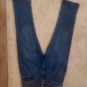 Hollister Epic Flex MEDIUM WASH SLIM STRAIGHT JEANS
